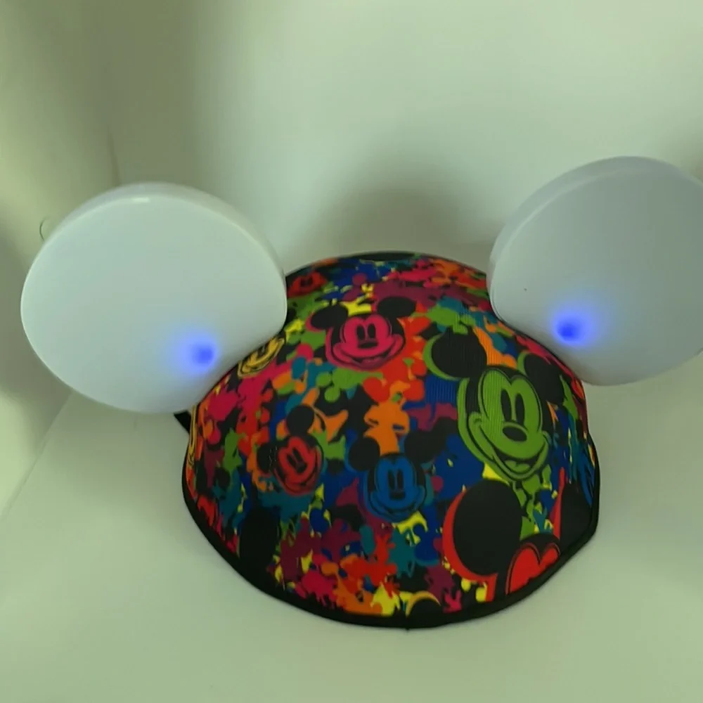 Disney Parks Mickey Hat w/ light up ears